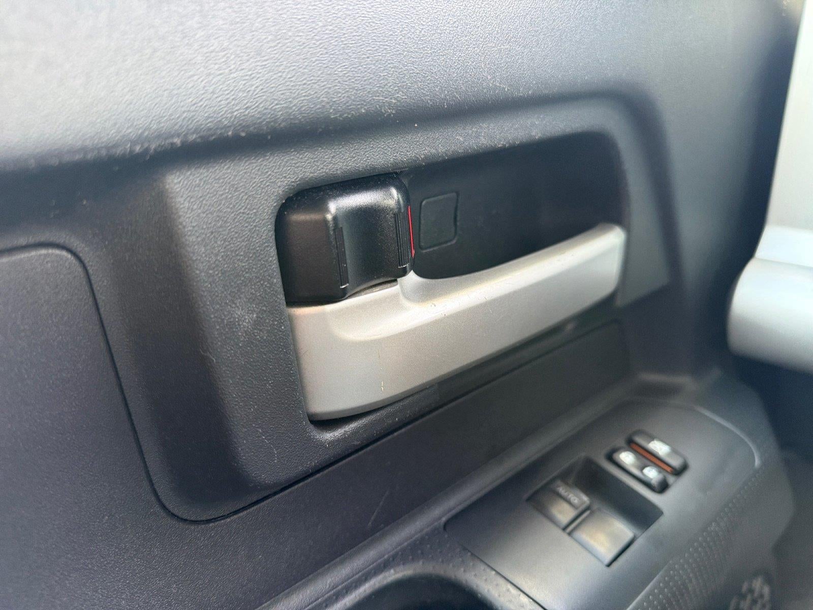2012 Toyota FJ Cruiser Base