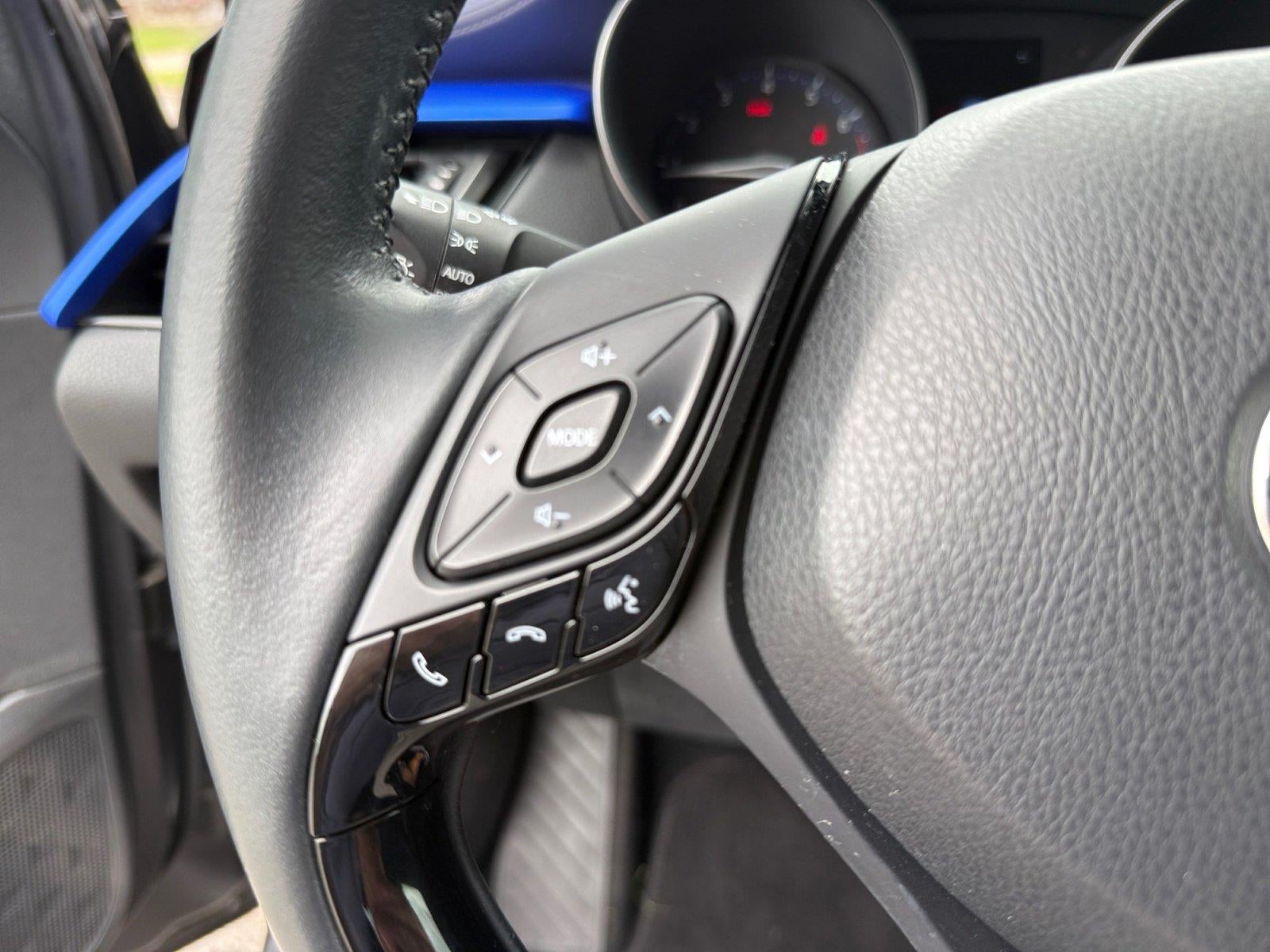2021 Toyota C-Hr XLE