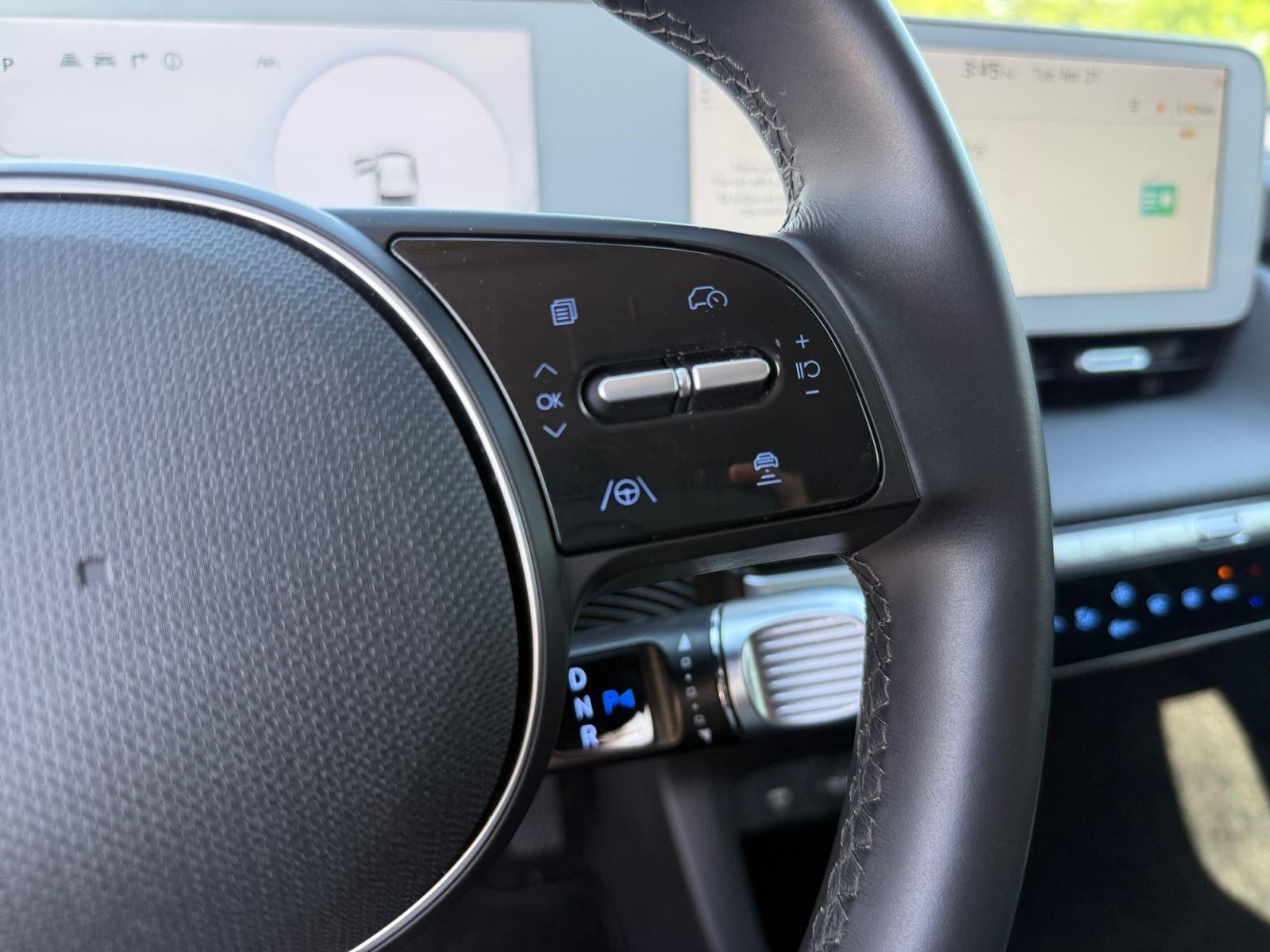 2024 Hyundai IONIQ 5 SE