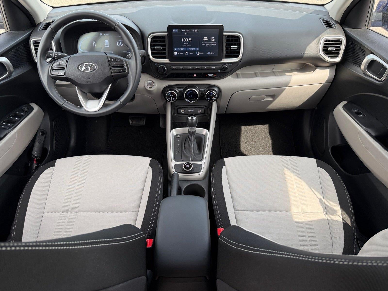 2024 Hyundai Venue SEL