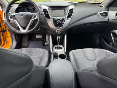 2012 Hyundai Veloster w/Black Int