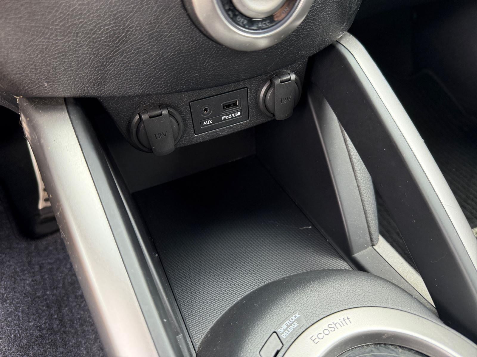 2012 Hyundai Veloster w/Black Int