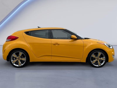 2012 Hyundai Veloster w/Black Int