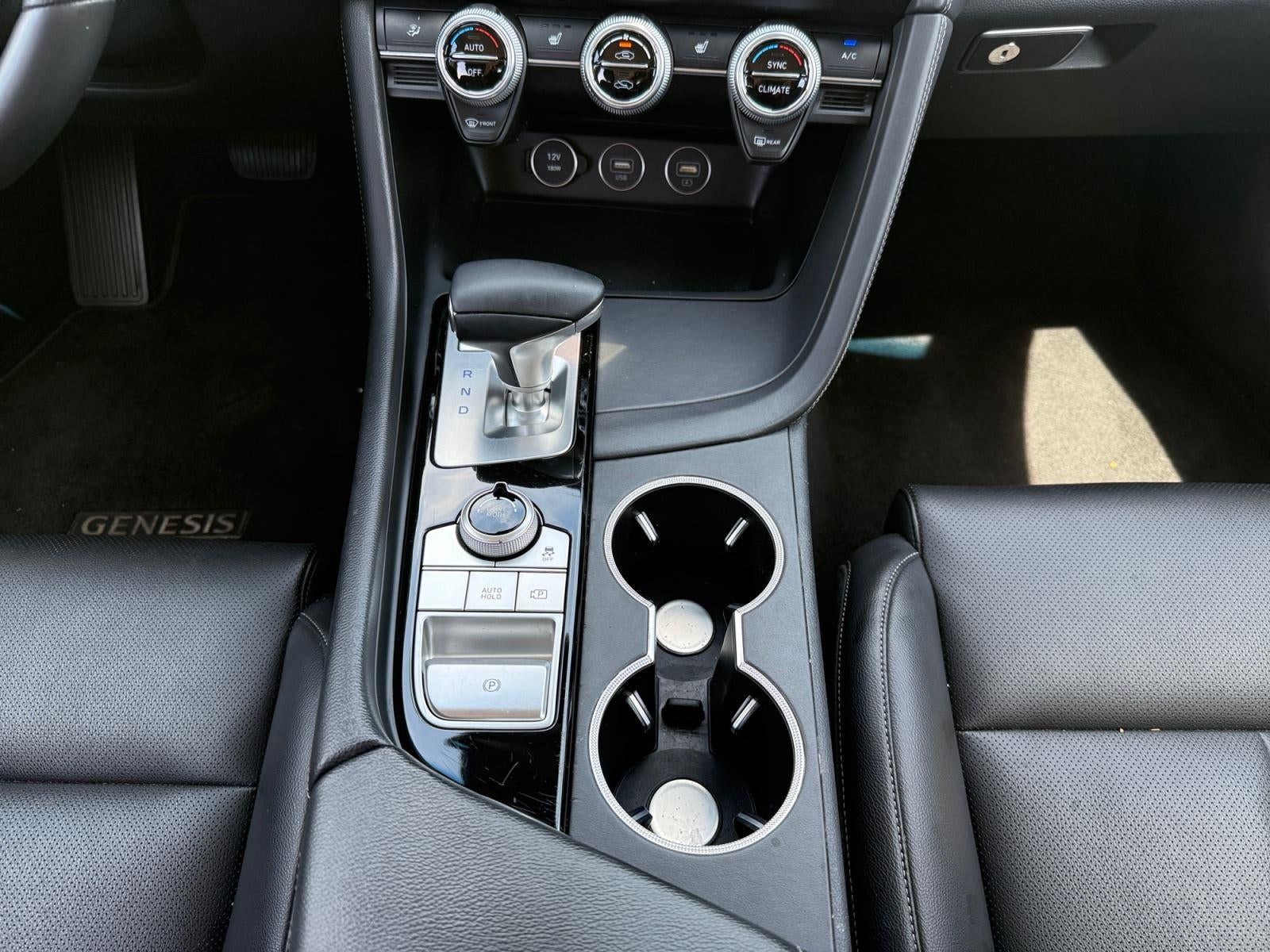 2022 Genesis G70 2.0T