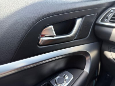2022 Genesis G70 2.0T