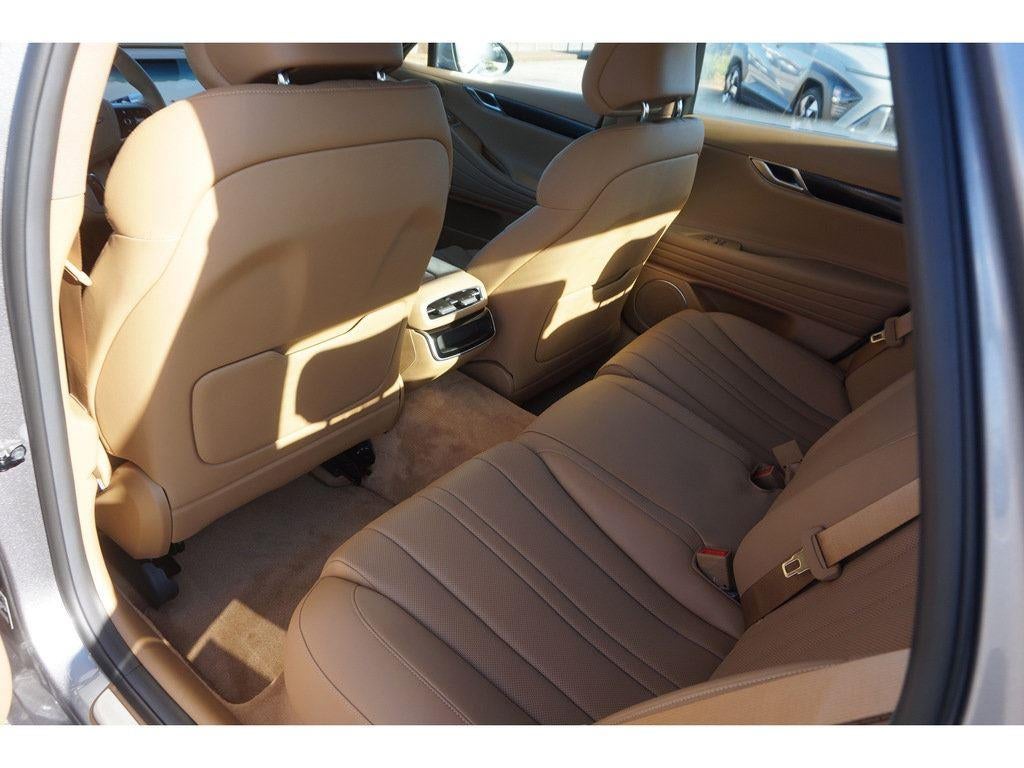 2025 Genesis G80 2.5T