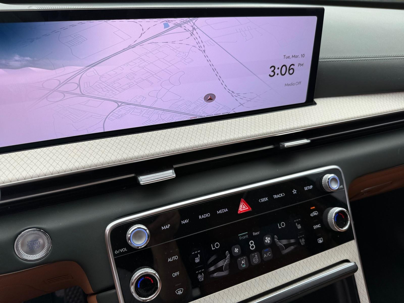 2025 Genesis GV80 Prestige