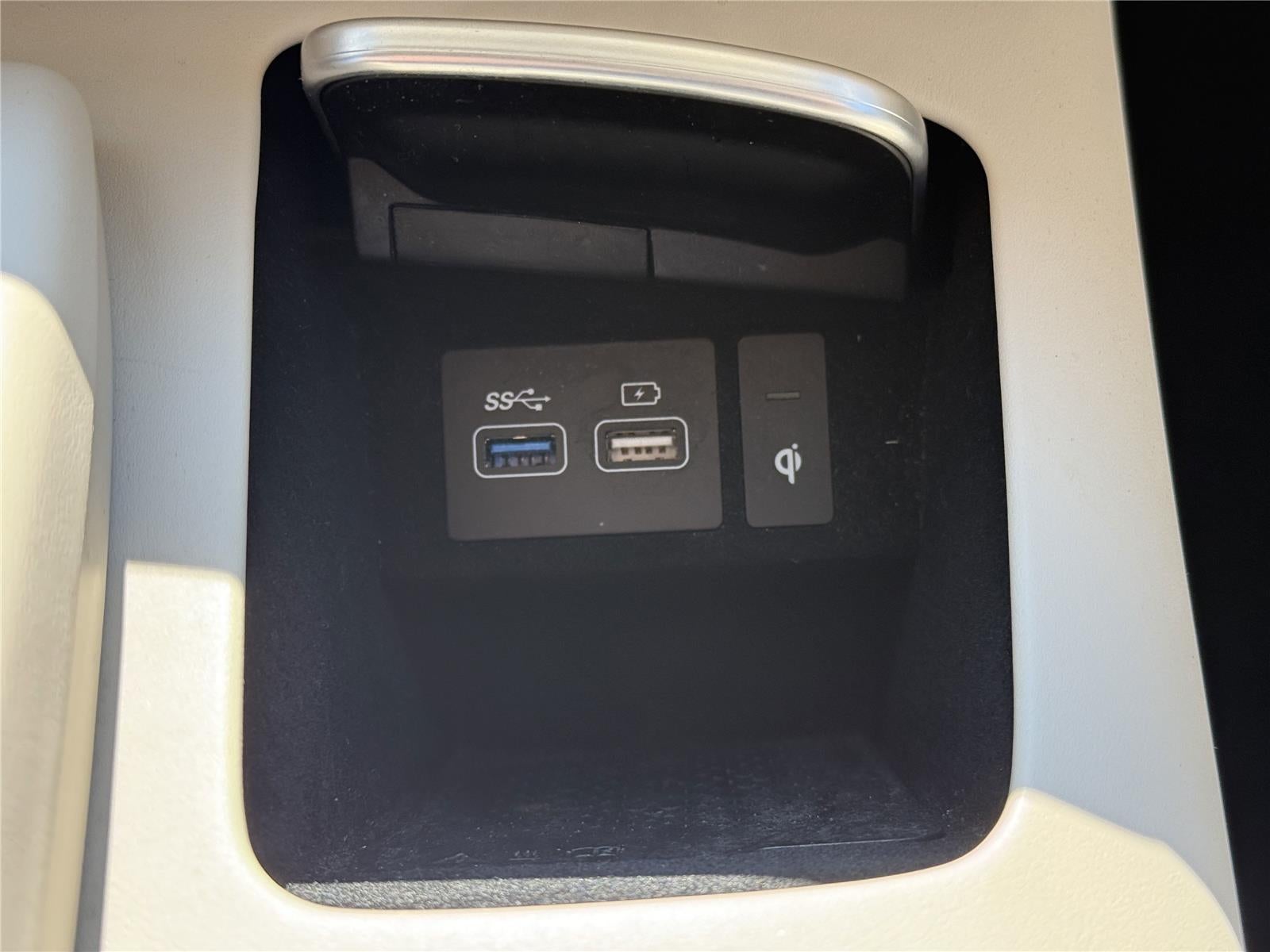 2022 Genesis GV70 2.5T