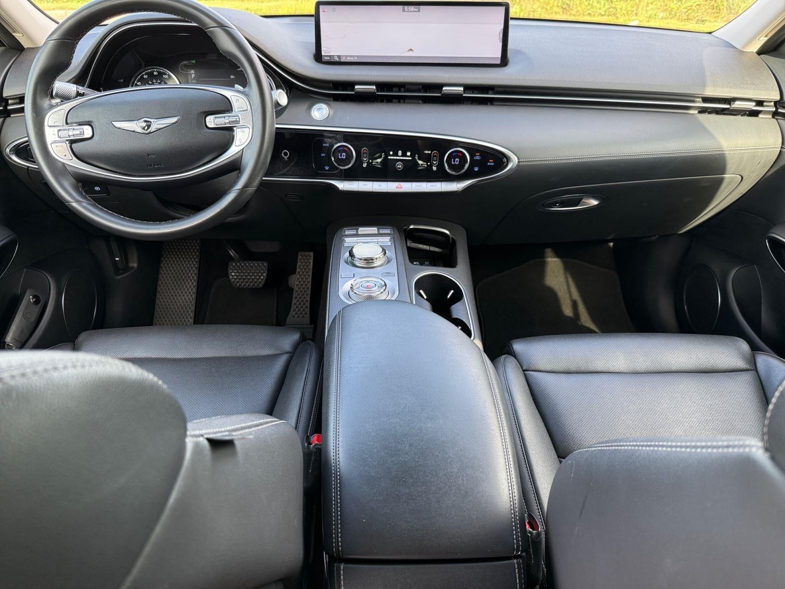2025 Genesis GV70 2.5T