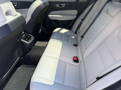 2024 Volvo V60 Cross Country Ultimate