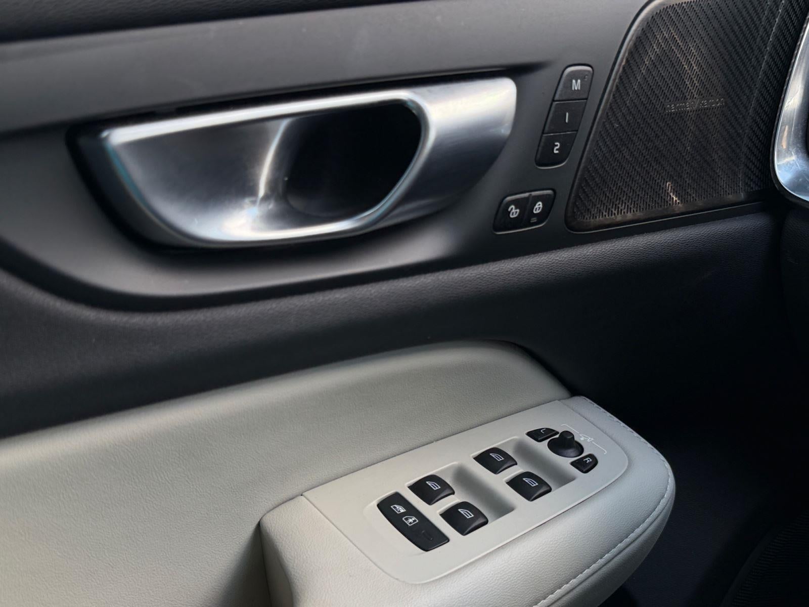 2024 Volvo V60 Cross Country Ultimate