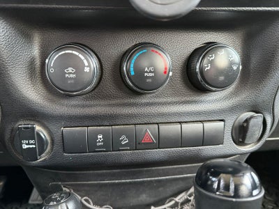 2013 Jeep WRANGLER SPORT