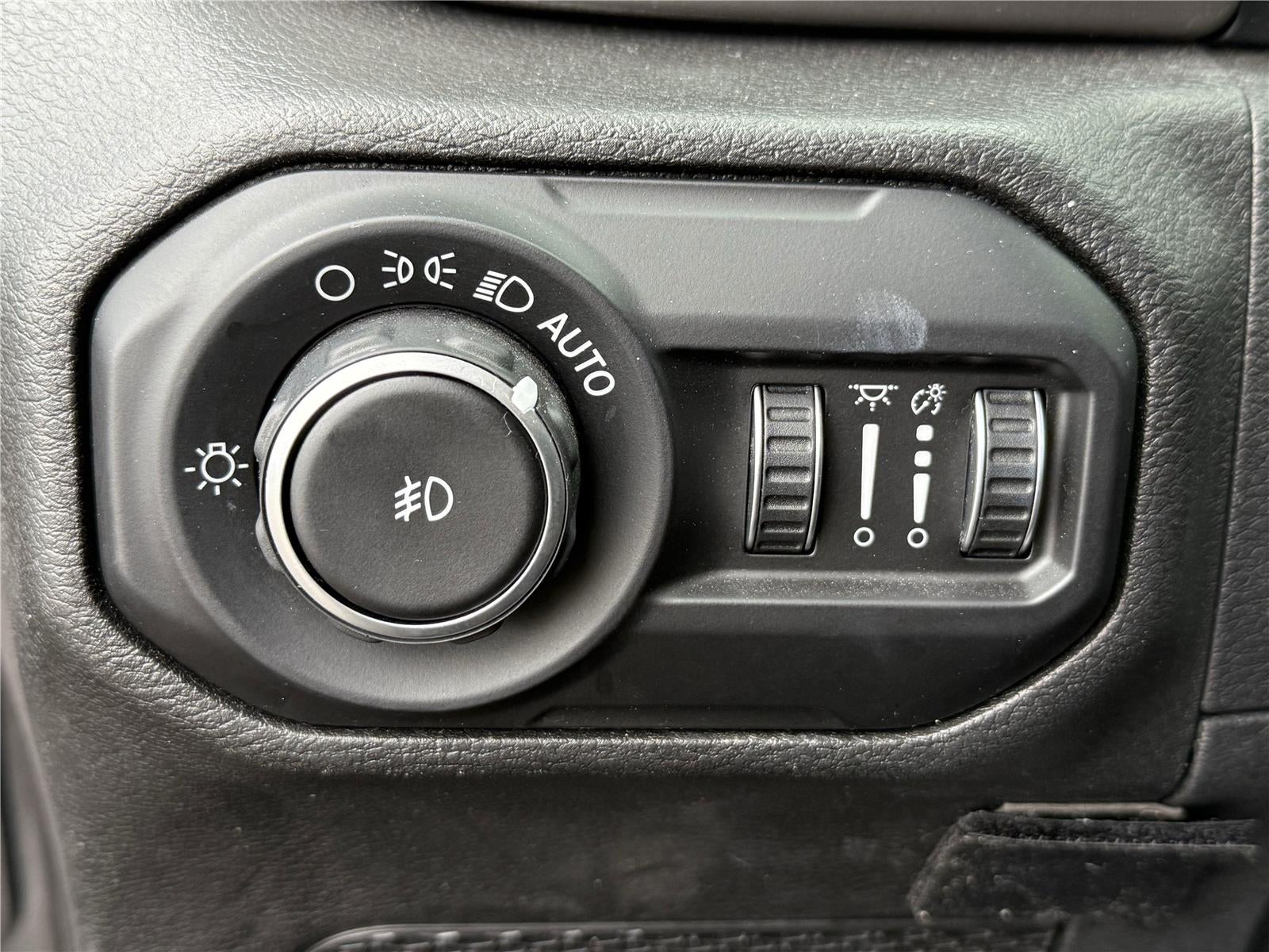 2020 Jeep Wrangler Sport S