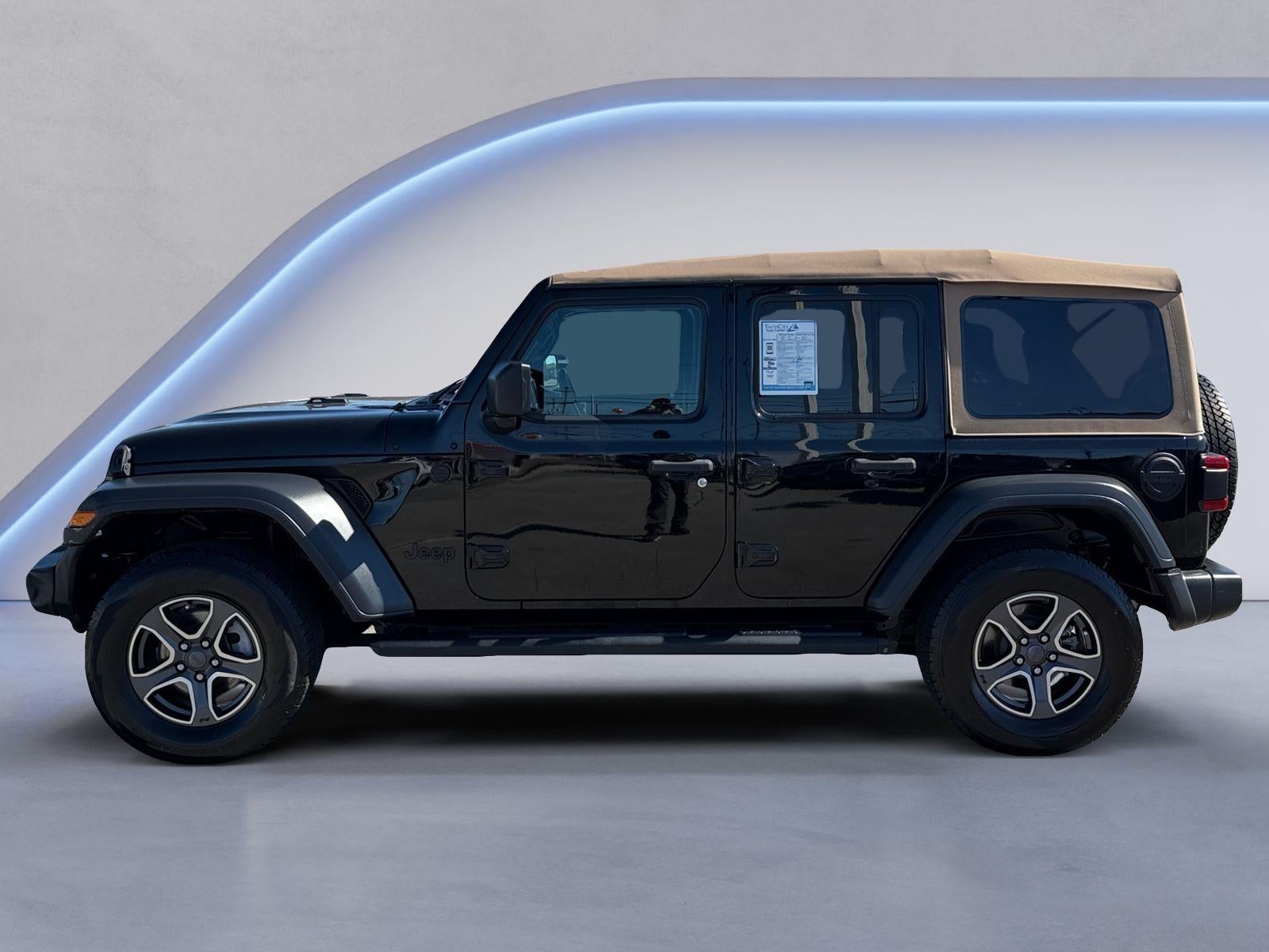 2020 Jeep Wrangler Unlimited Black and Tan
