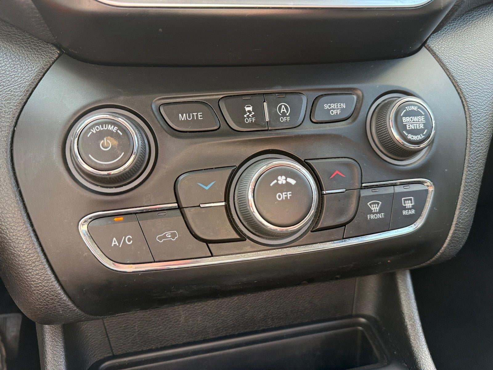 2021 Jeep Cherokee Latitude