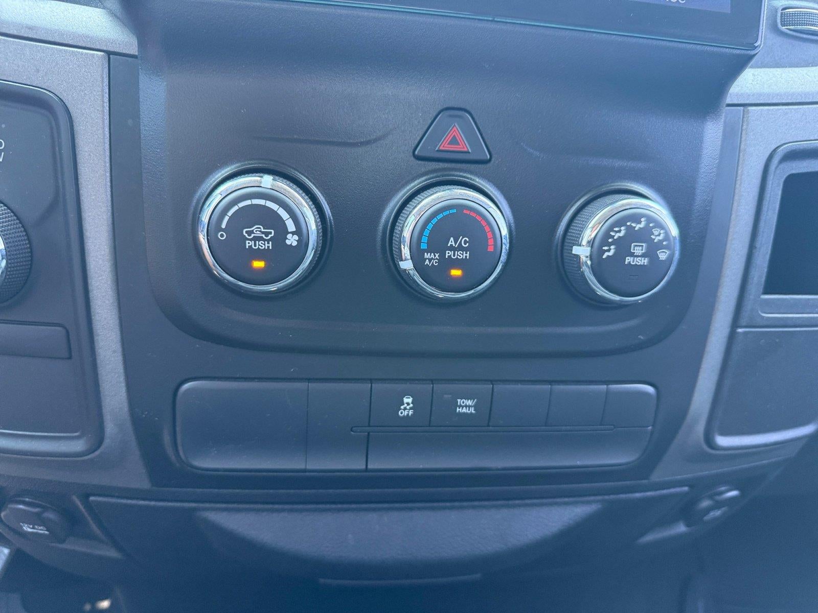 2015 RAM 1500 ST