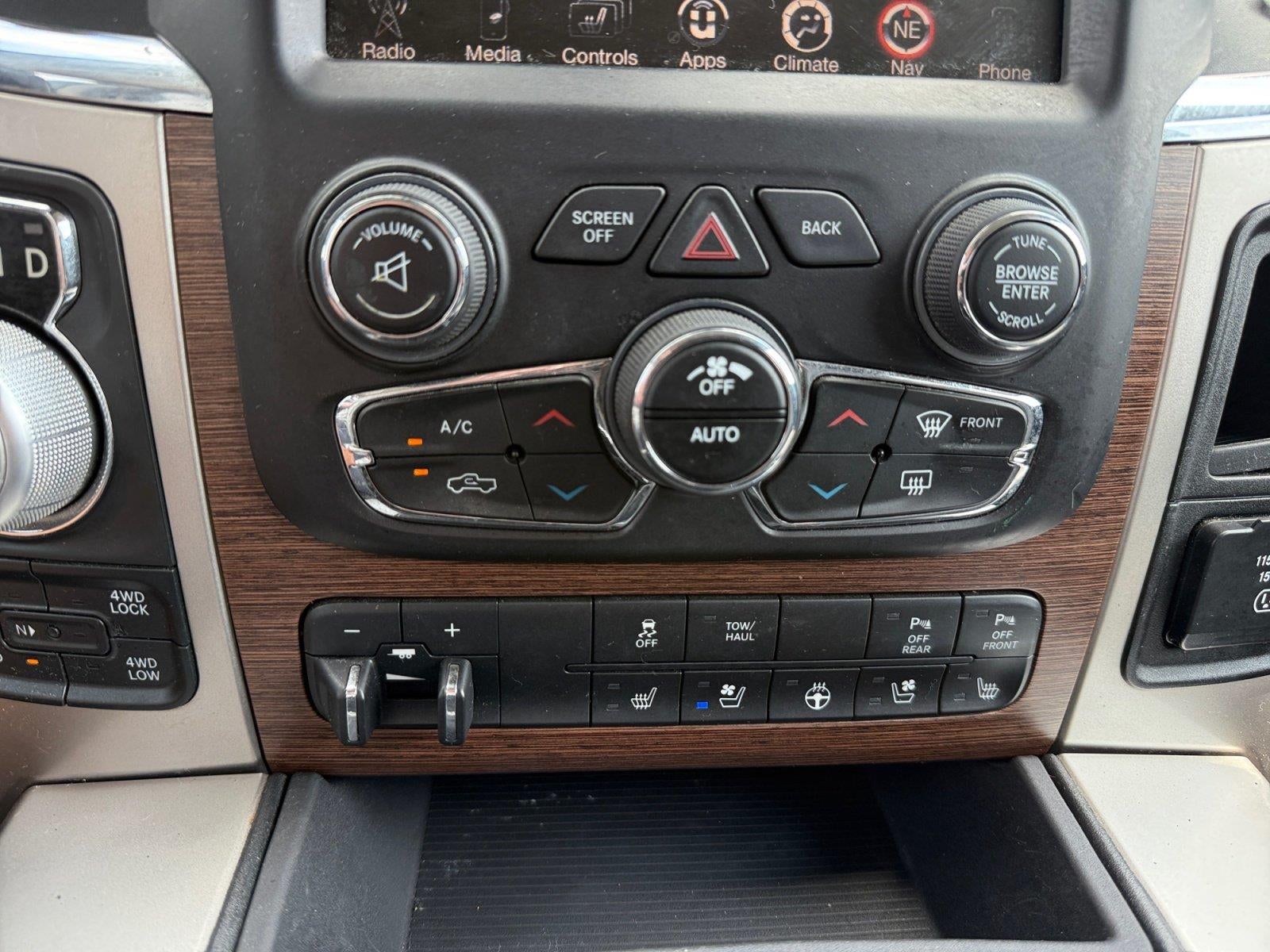 2015 RAM 1500 Laramie