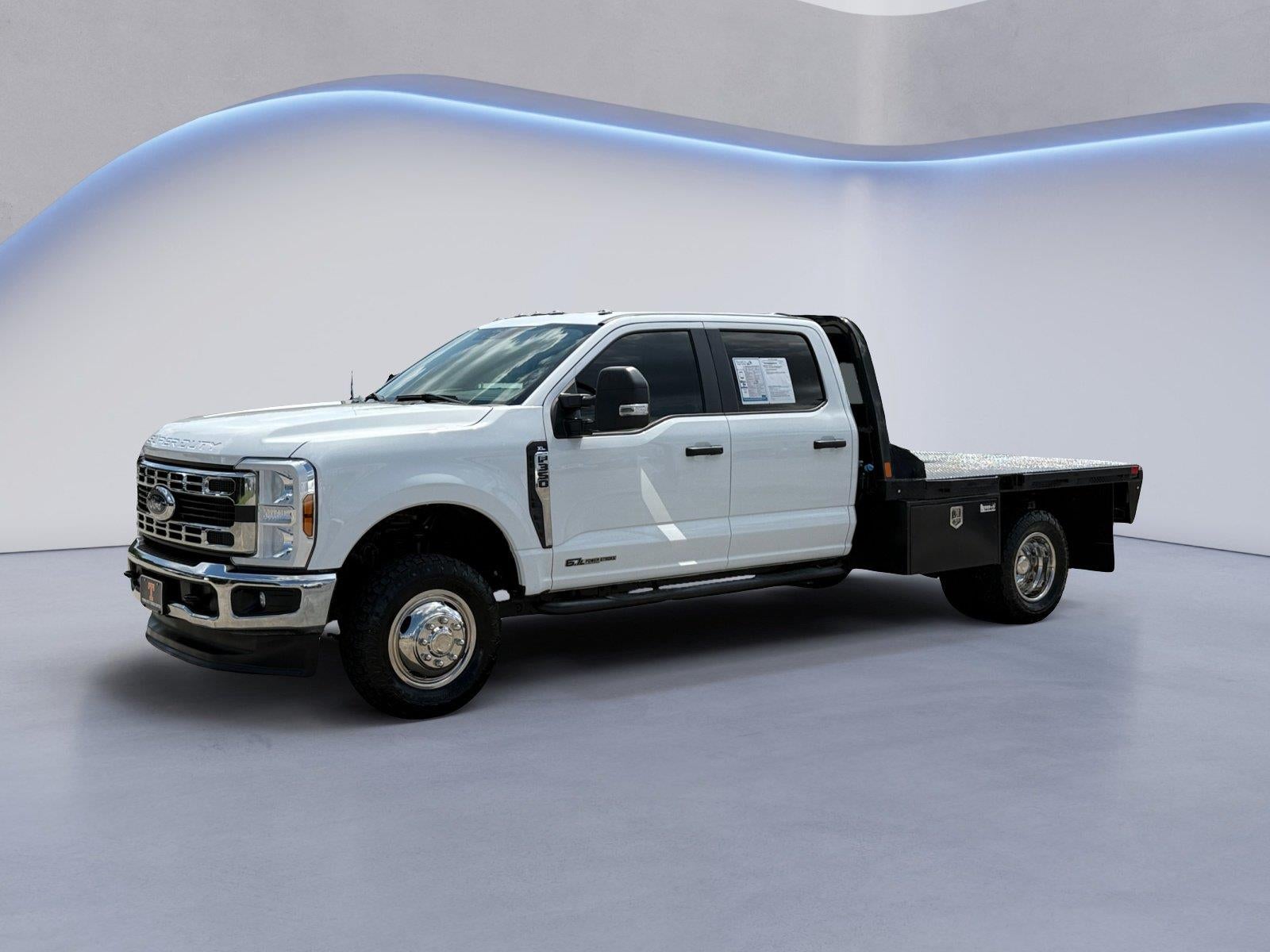 2024 Ford Super Duty F-350 Drw XL