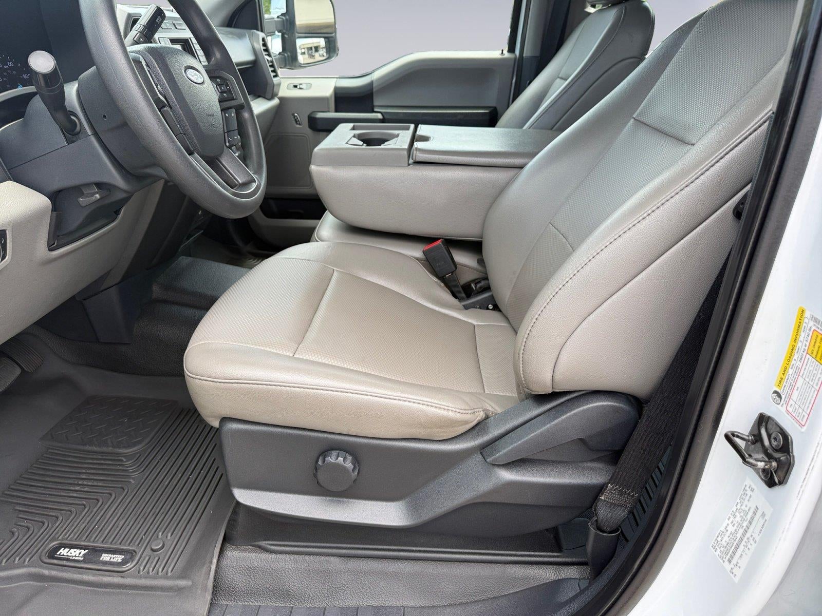 2022 Ford Super Duty F-350 Drw XL