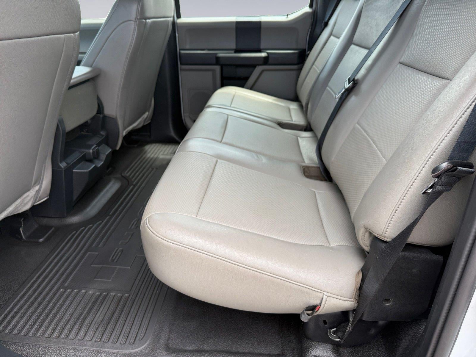 2022 Ford Super Duty F-350 Drw XL