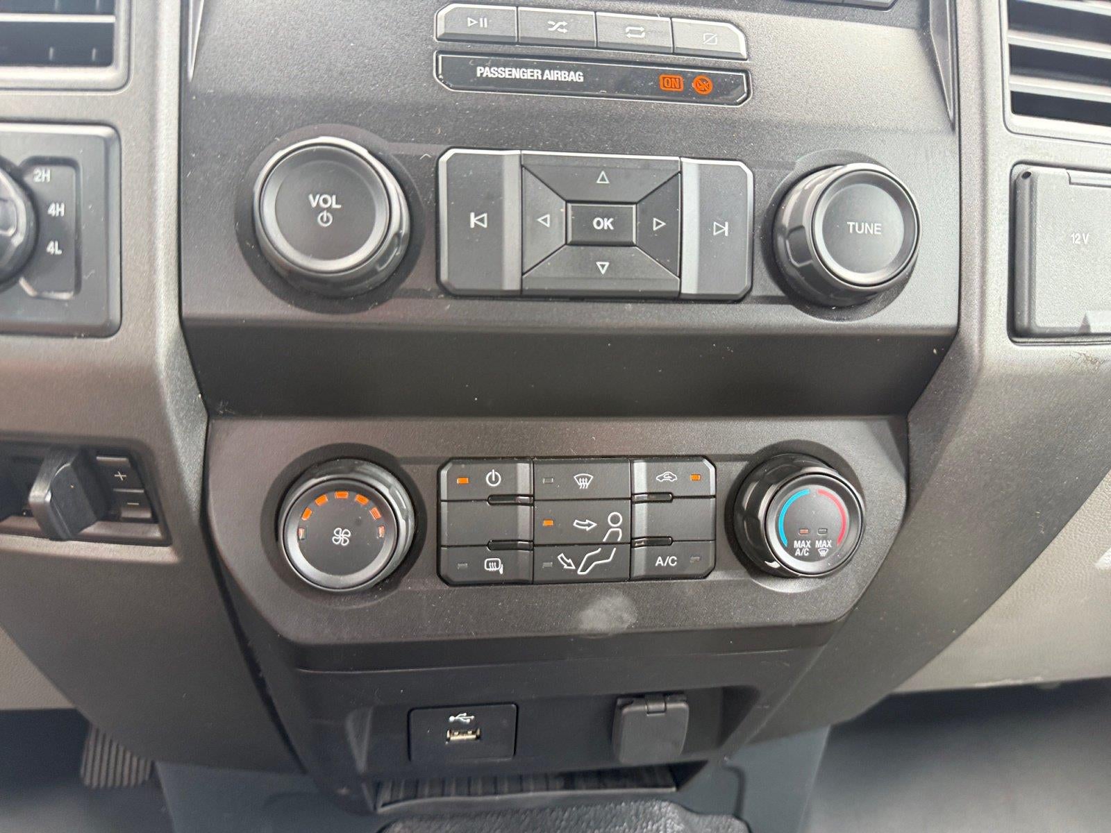 2022 Ford Super Duty F-350 Drw XL