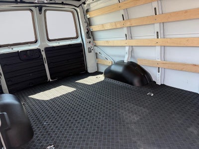 2025 Chevrolet Express Cargo Van Base