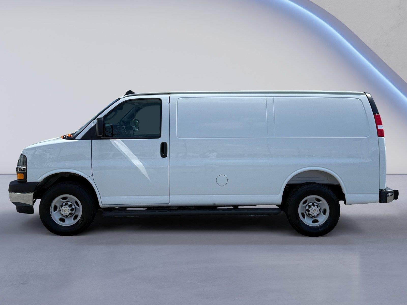 2025 Chevrolet Express Cargo Van Base