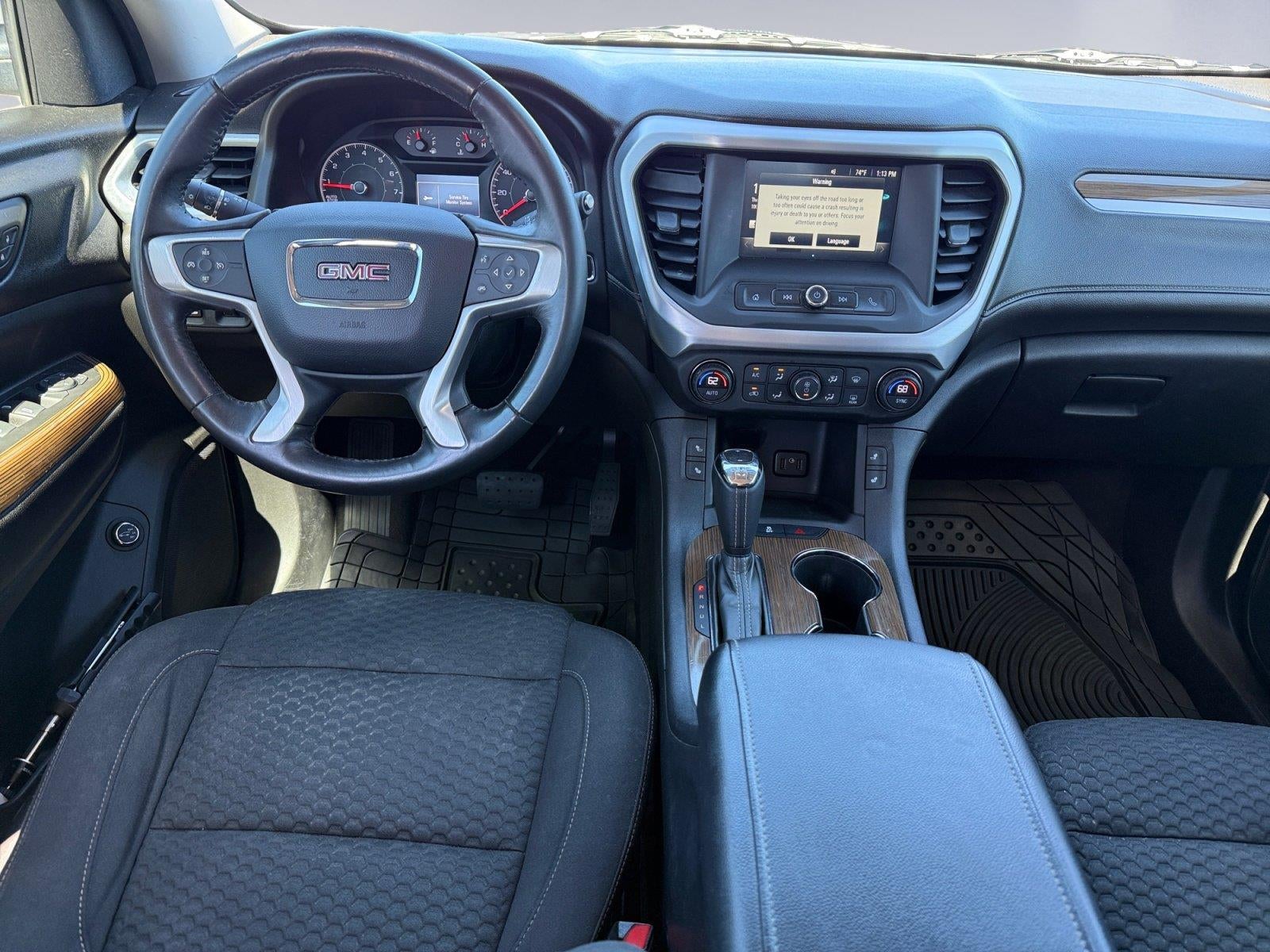 2017 GMC Acadia SLE
