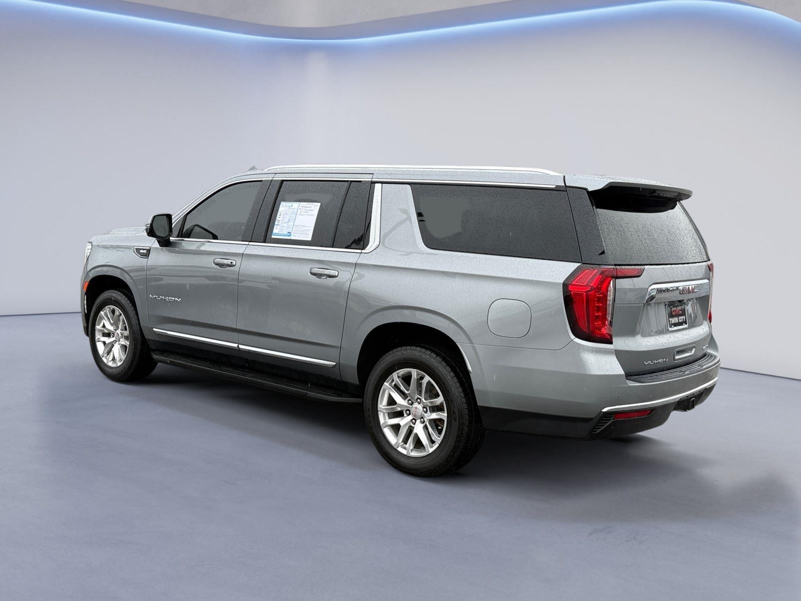 2023 GMC Yukon XL SLT