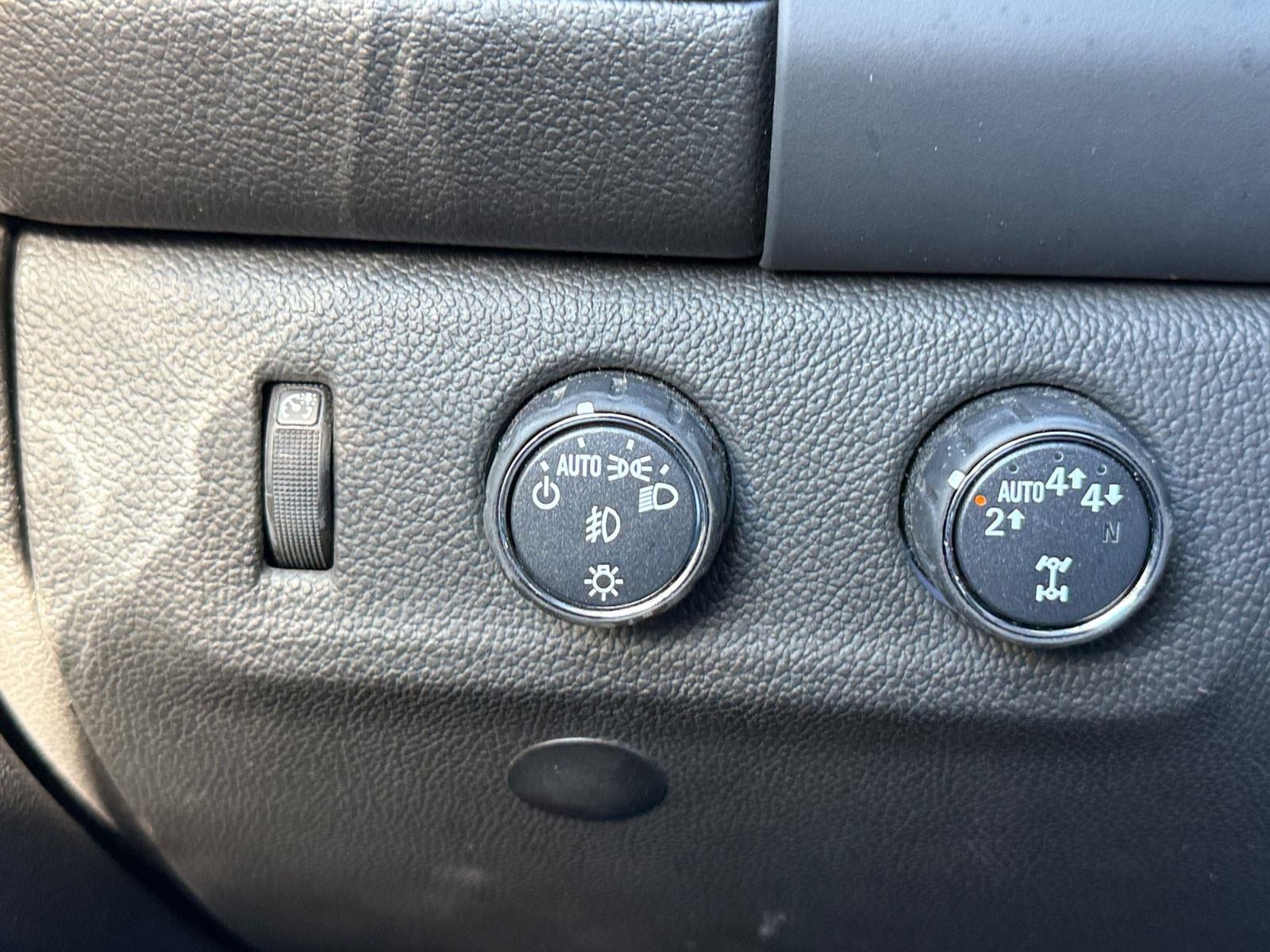 2021 GMC Canyon 4WD AT4 w/Leather