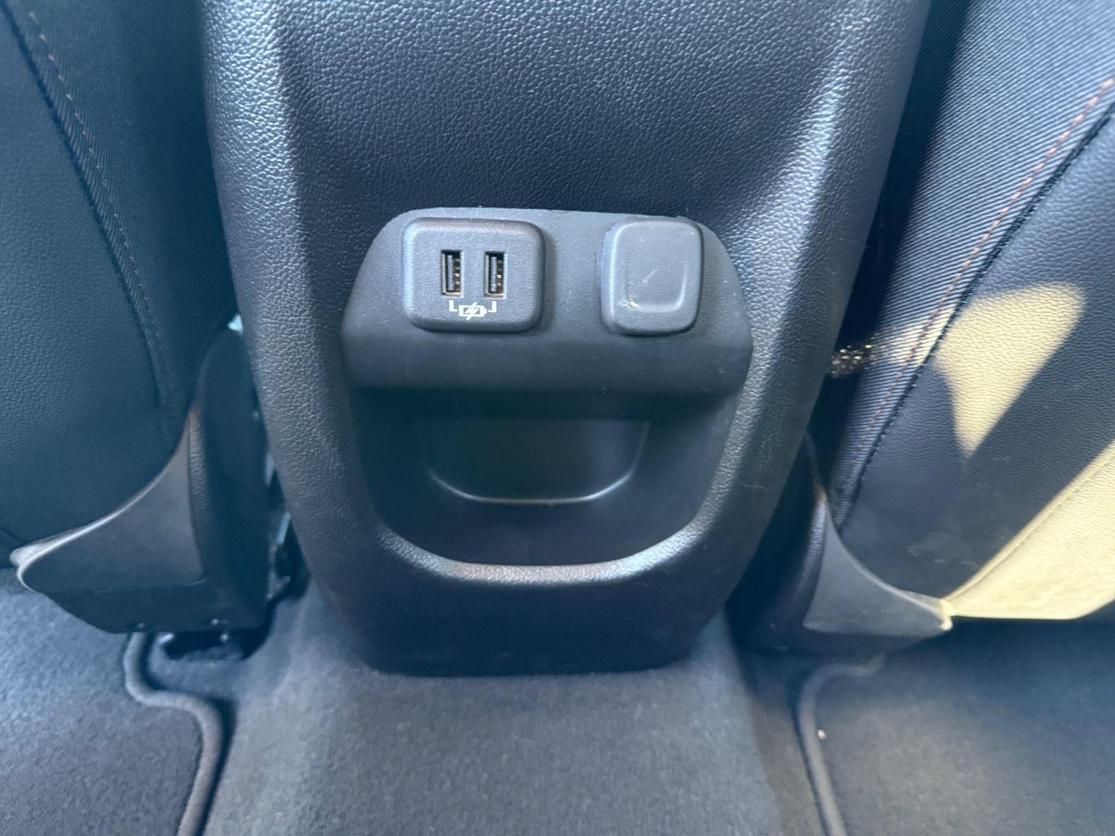 2021 GMC Canyon 4WD AT4 w/Leather