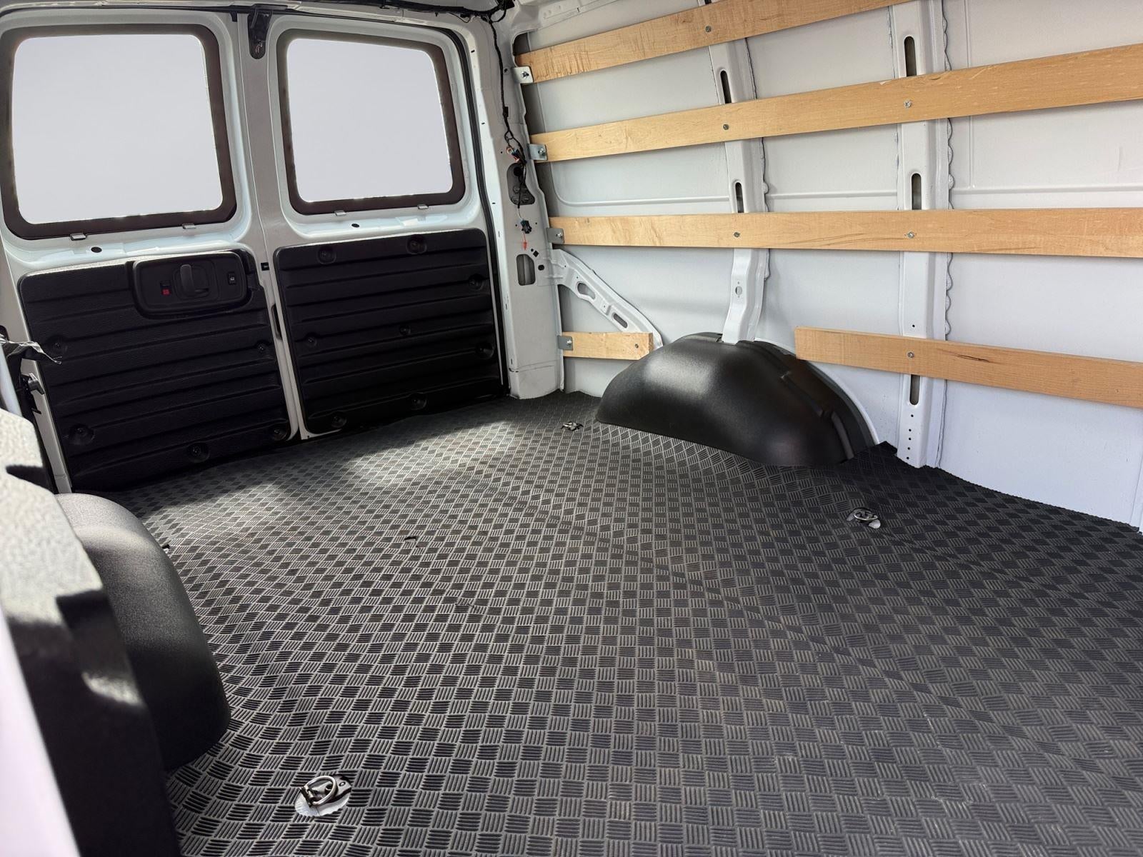 2024 GMC Savana Cargo Van Base