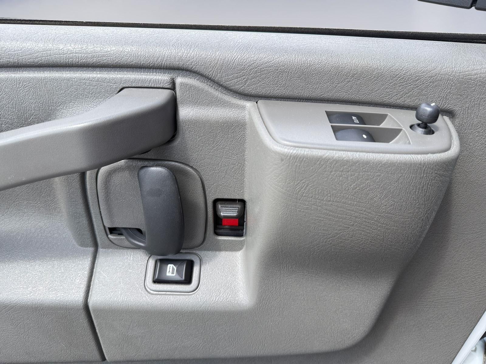 2024 GMC Savana Cargo Van Base