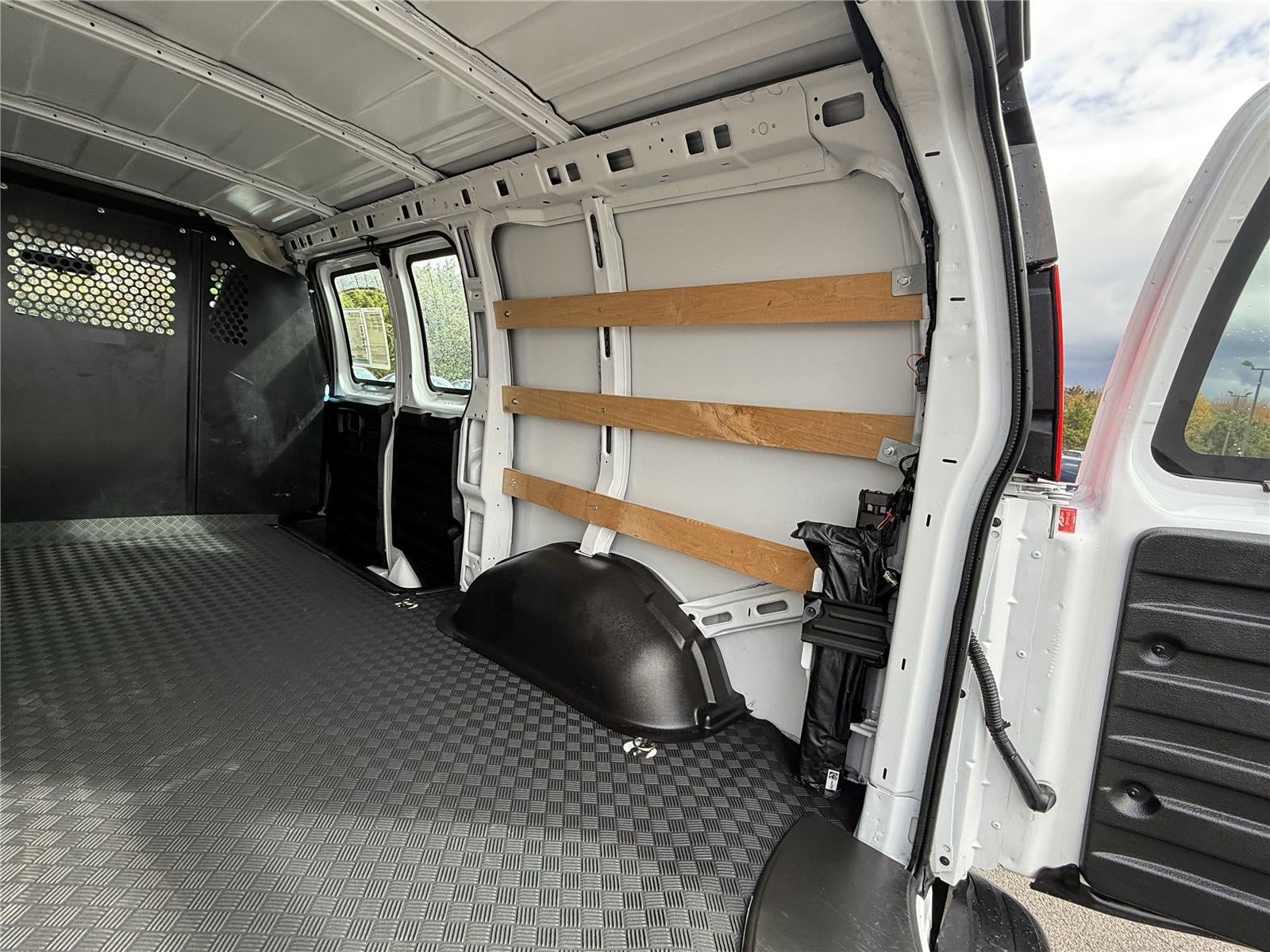 2023 GMC Savana Cargo Van CARGO