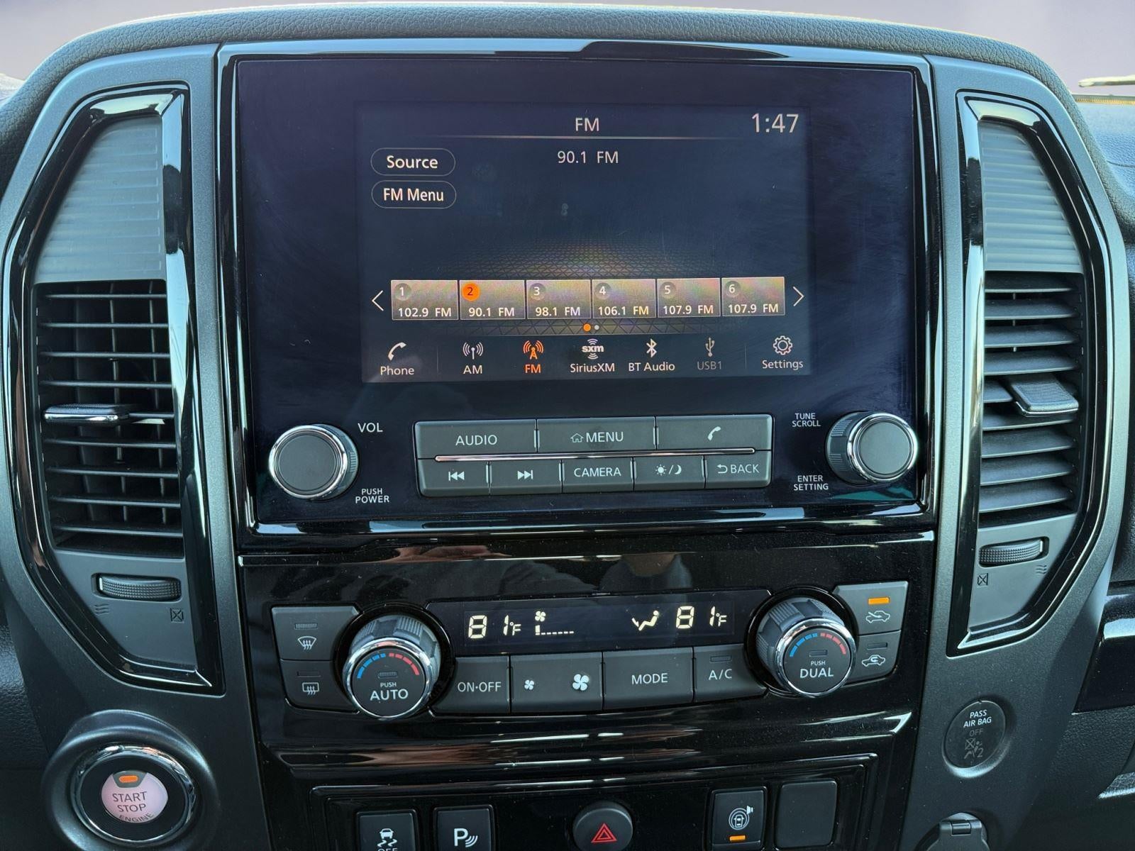 2024 Nissan Titan SV