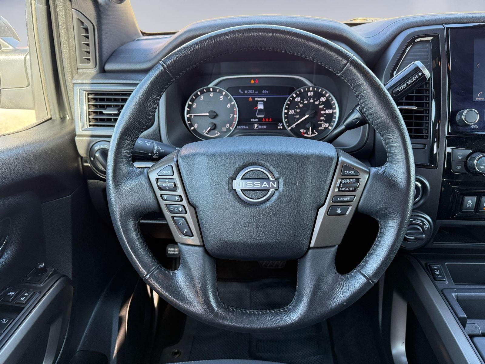 2024 Nissan Titan SV