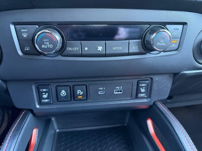 2023 Nissan FRONTIER Base