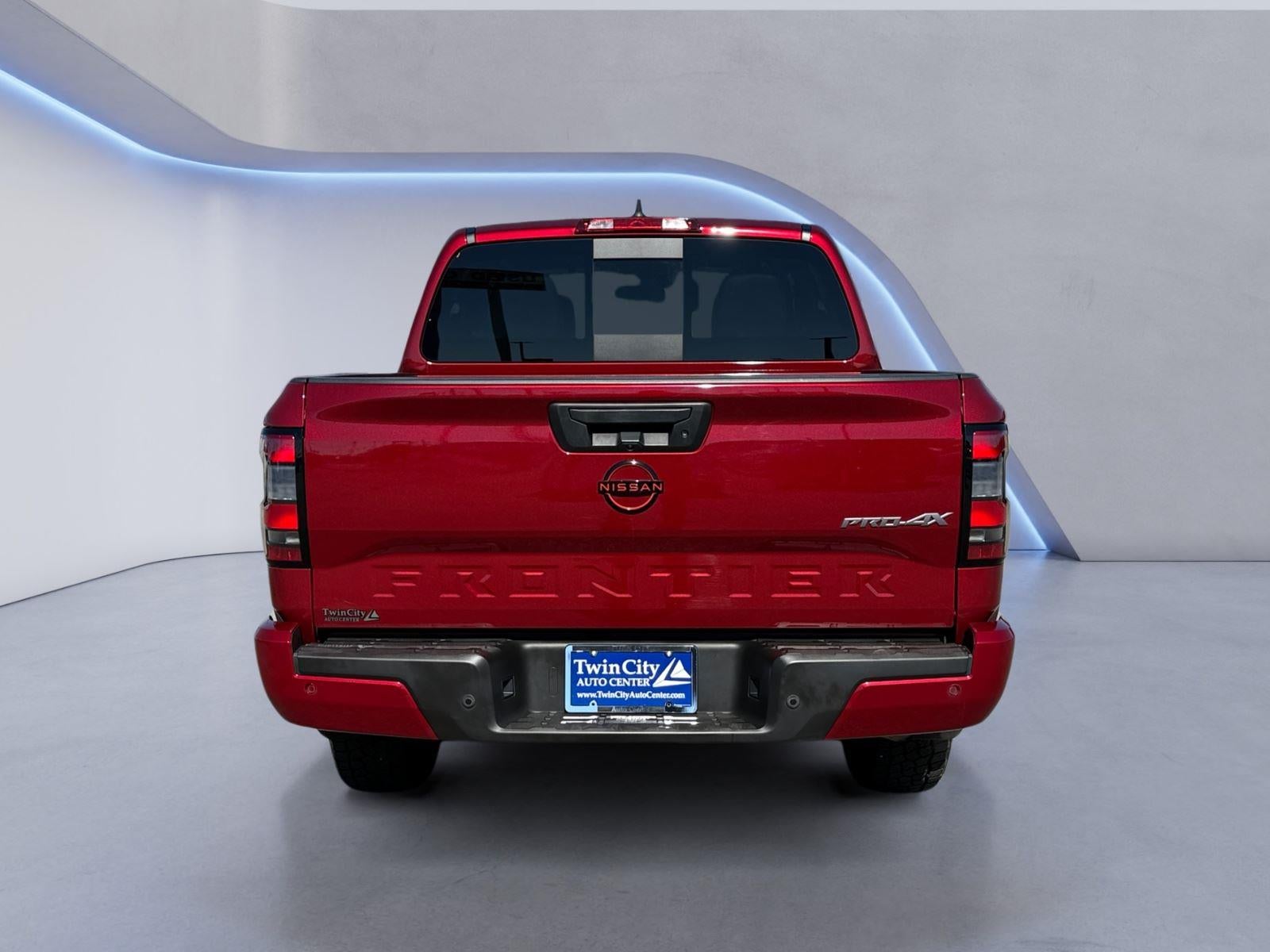 2023 Nissan FRONTIER Base