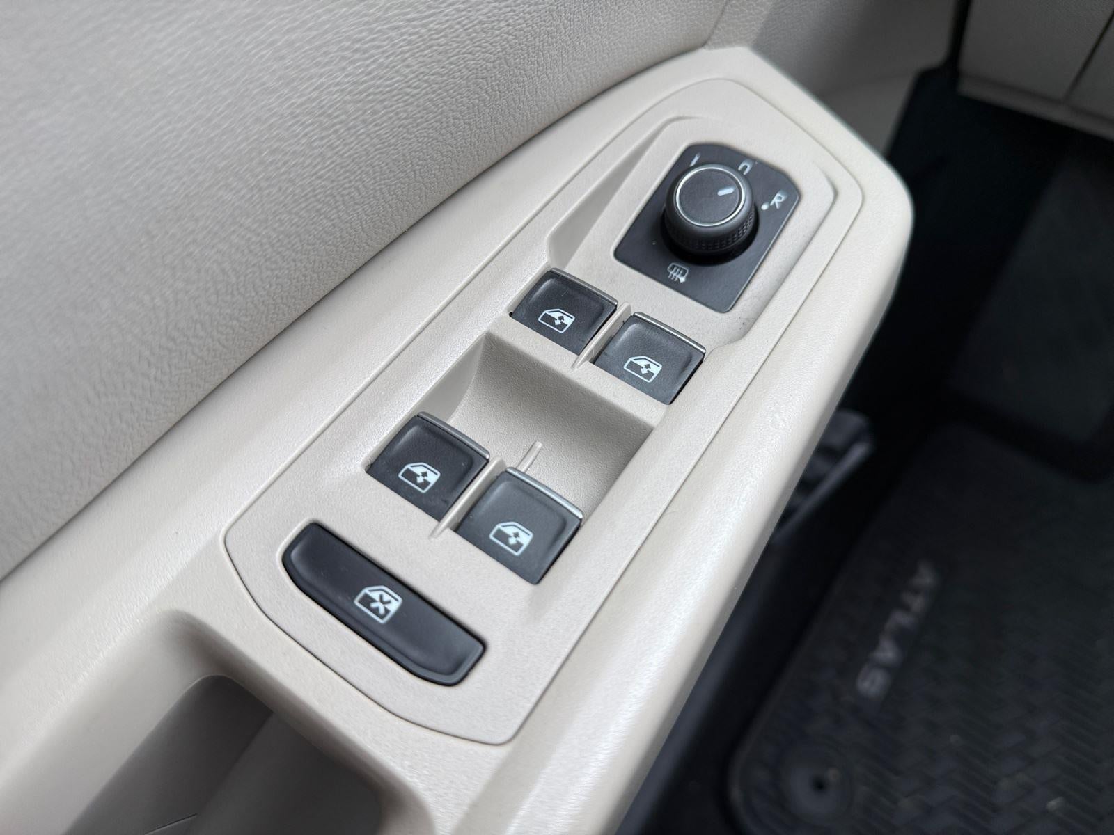 2018 Volkswagen Atlas 3.6L V6 SE w/Technology