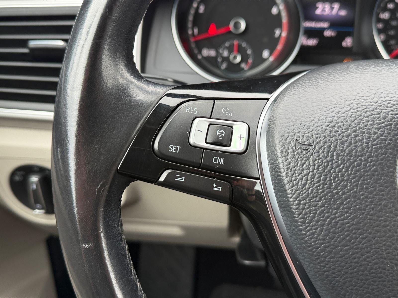 2018 Volkswagen Atlas 3.6L V6 SE w/Technology