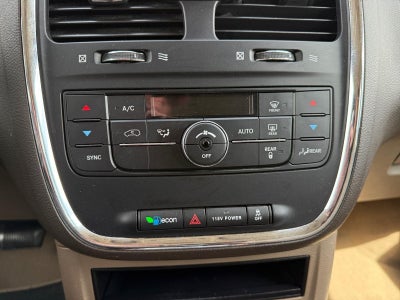 2015 Chrysler Town & Country Touring