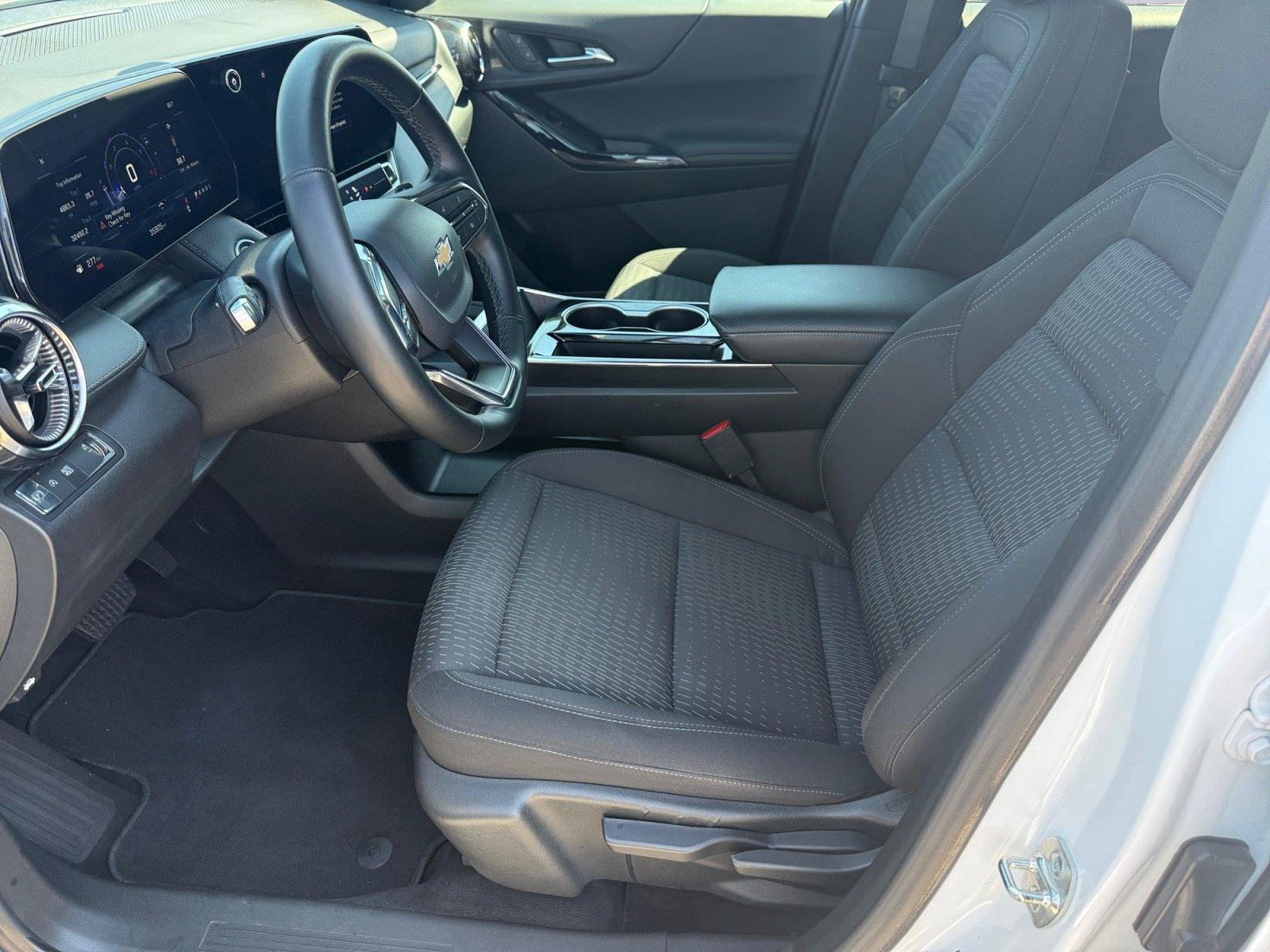 2025 Chevrolet Equinox FWD LT