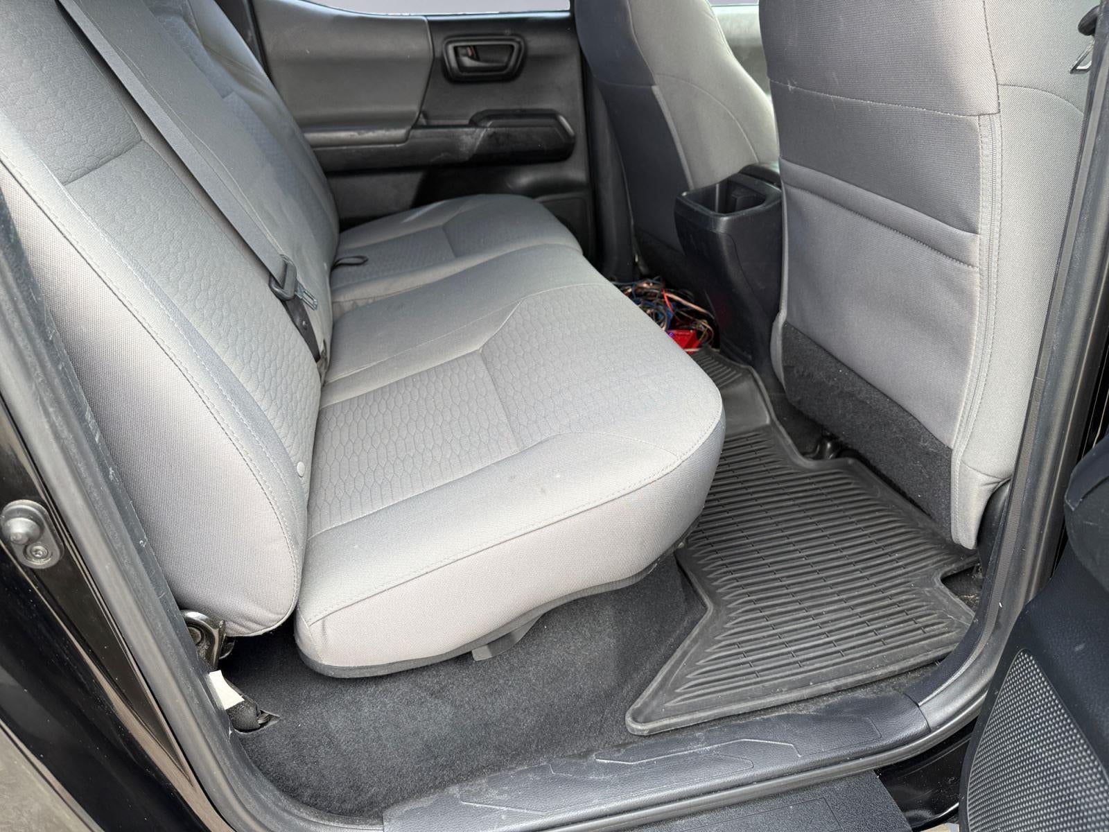 2017 Toyota Tacoma SR V6