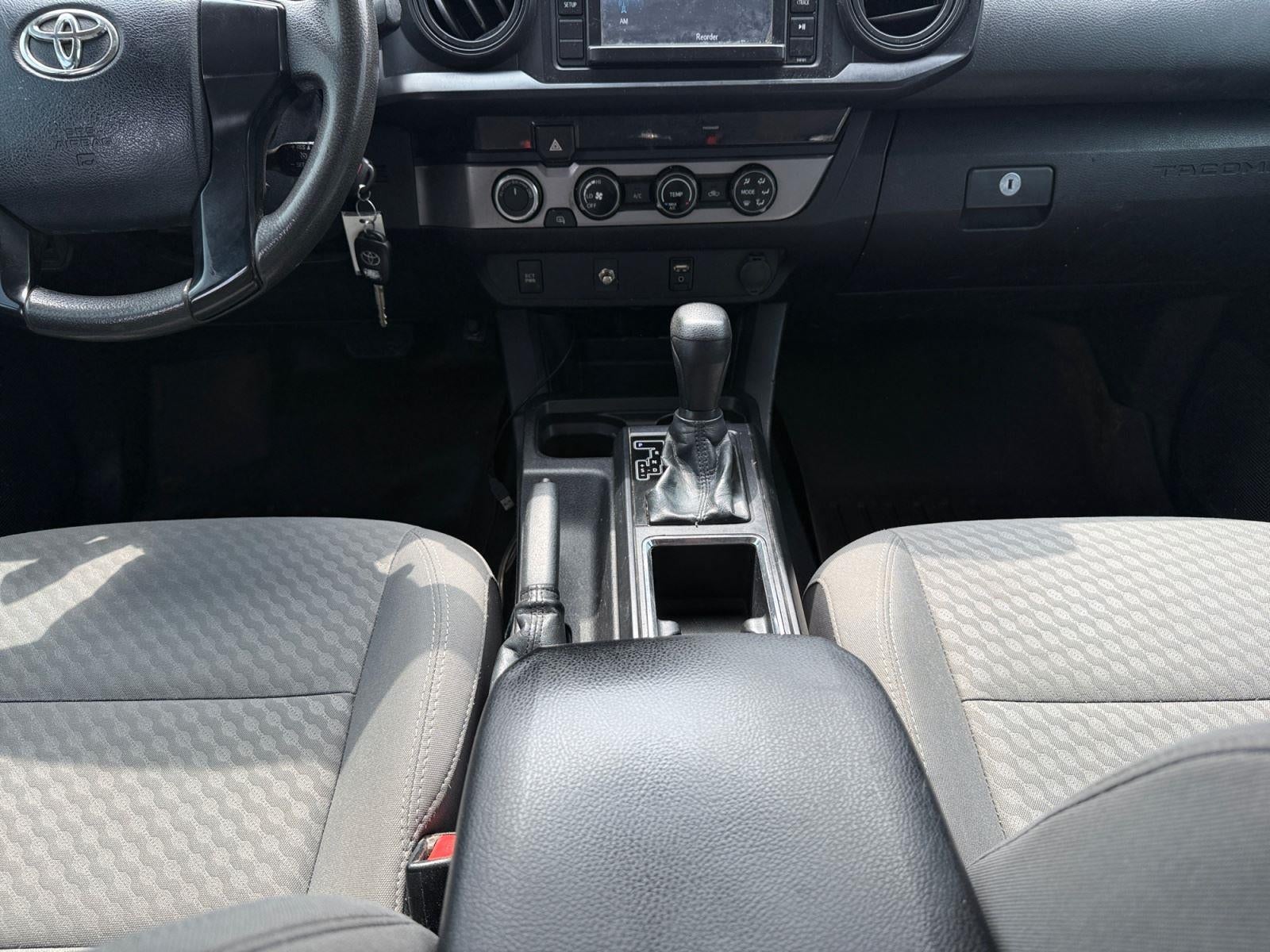 2017 Toyota Tacoma SR V6