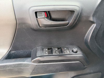 2017 Toyota Tacoma SR V6