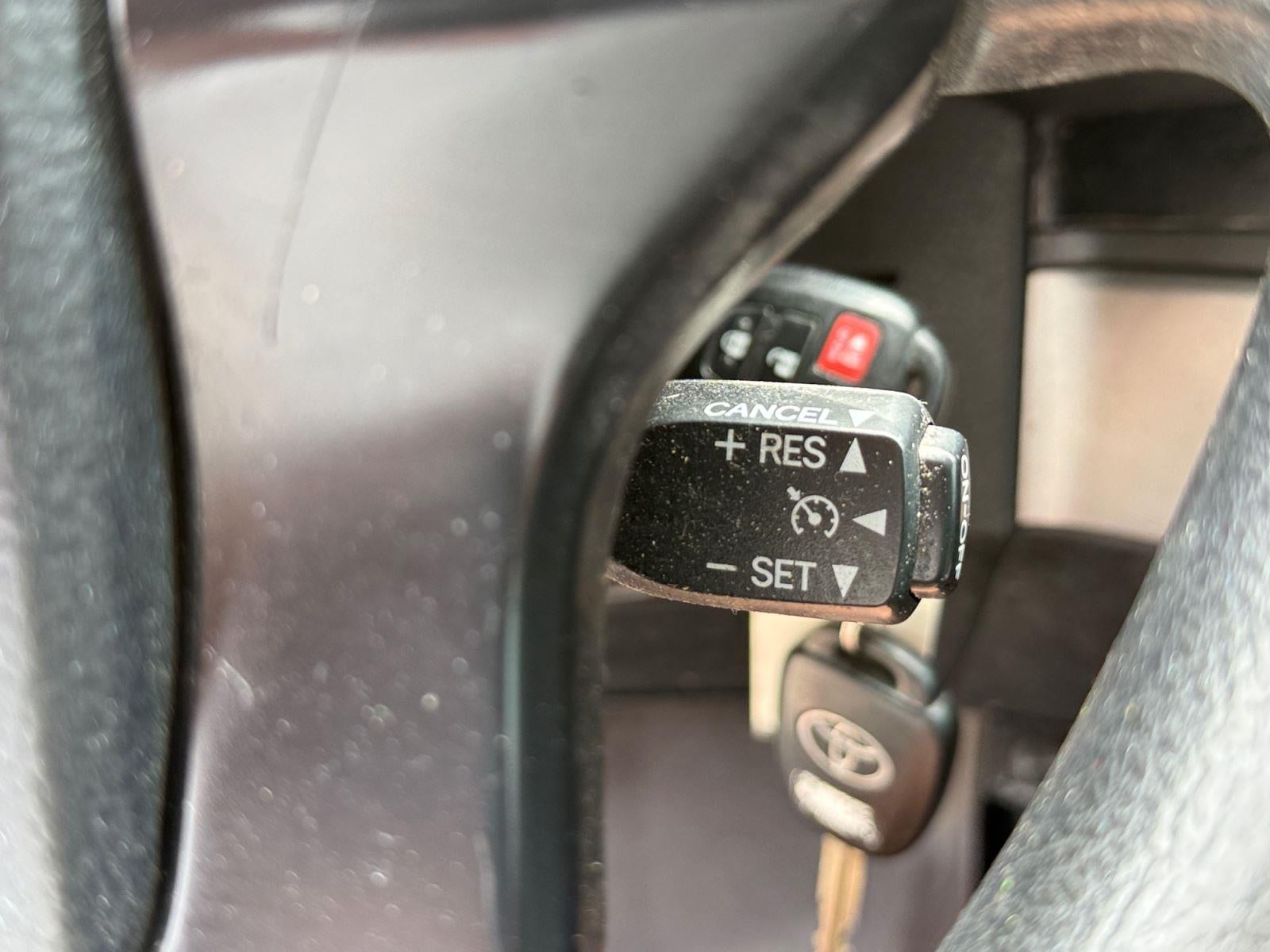 2017 Toyota Tacoma SR V6