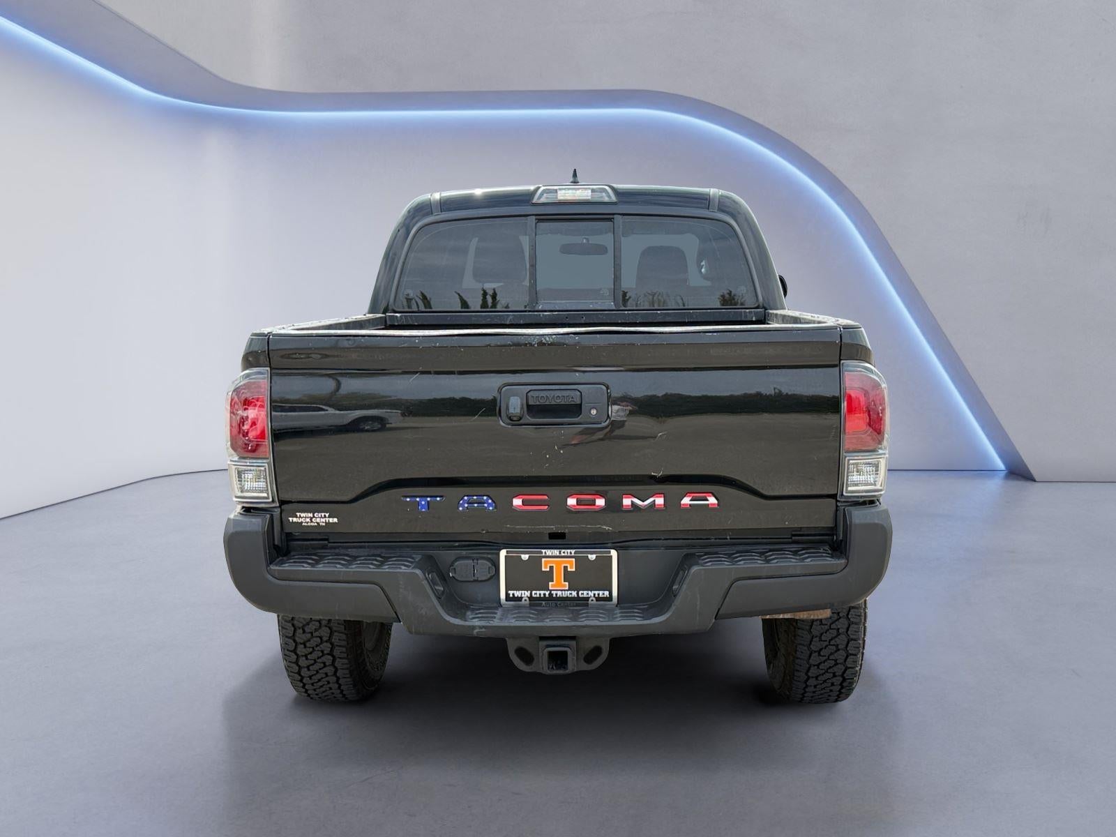 2017 Toyota Tacoma SR V6