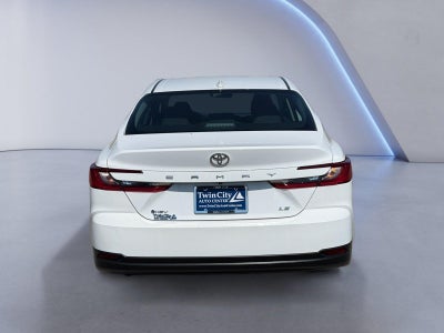 2025 Toyota Camry LE