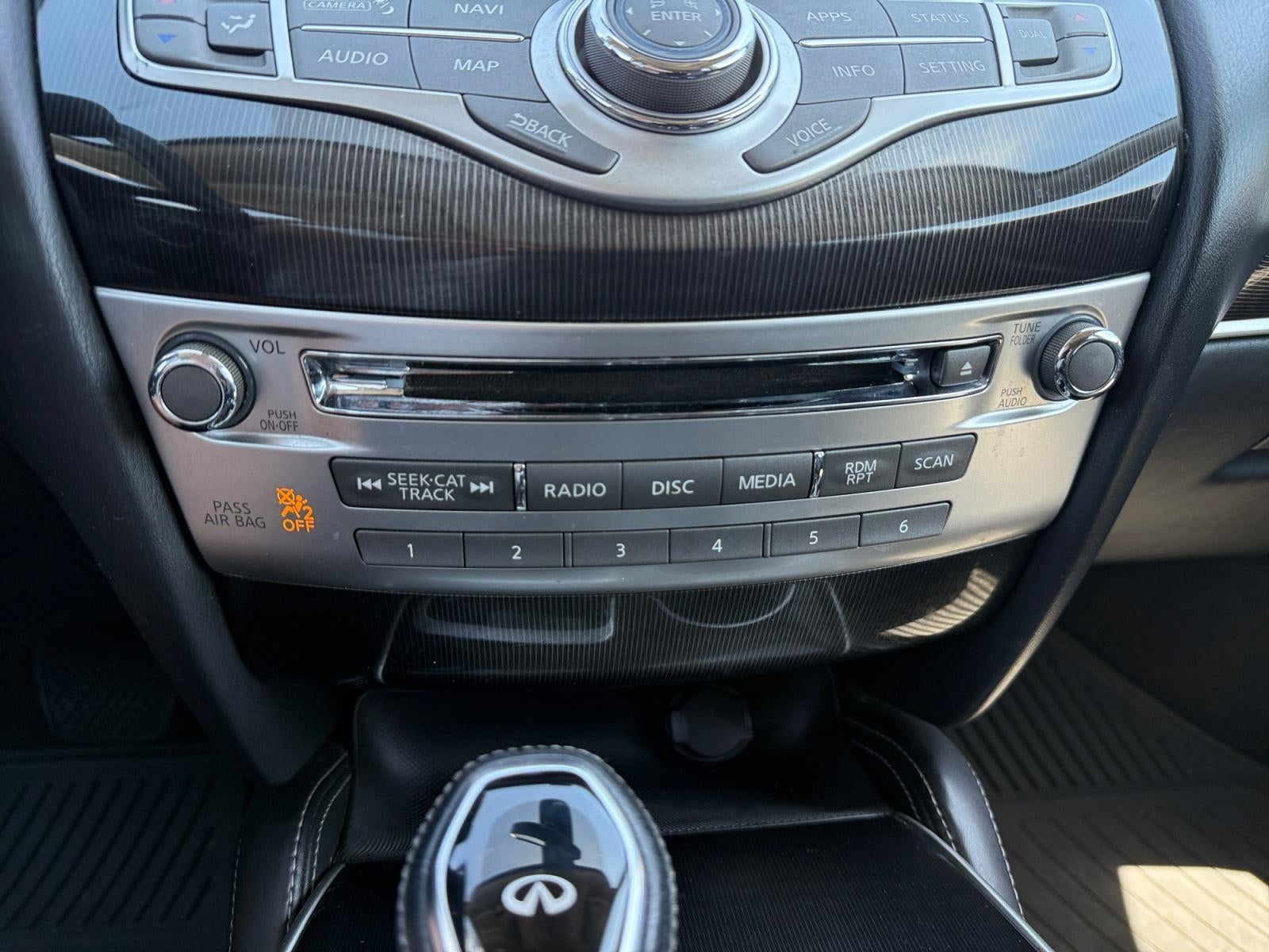 2017 INFINITI QX60 Base