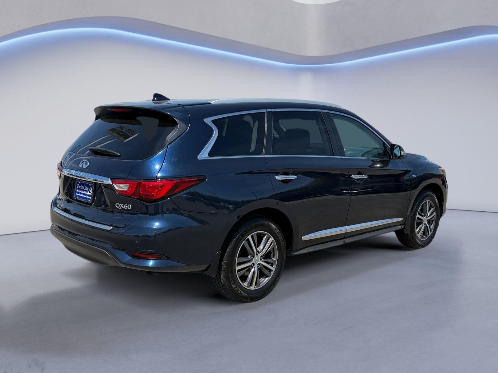 2017 INFINITI QX60 Base